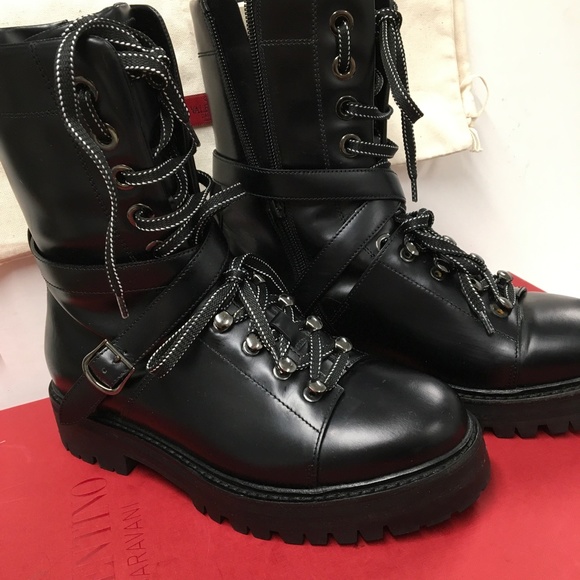 Valentino Combat Moto  Boots Black Silver Studs sz 37/7 US Excellent  w/box - Picture 13 of 16
